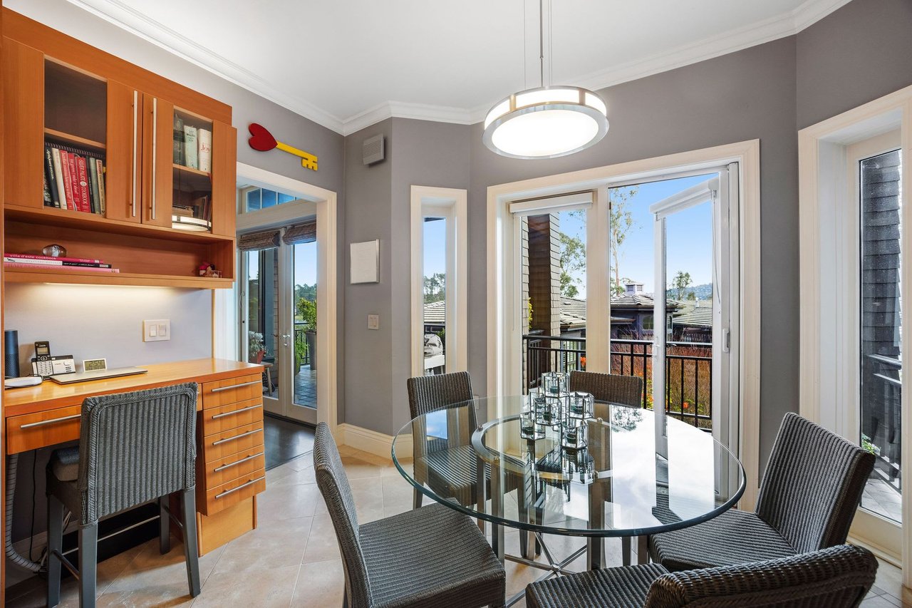 54 De Silva Island Drive