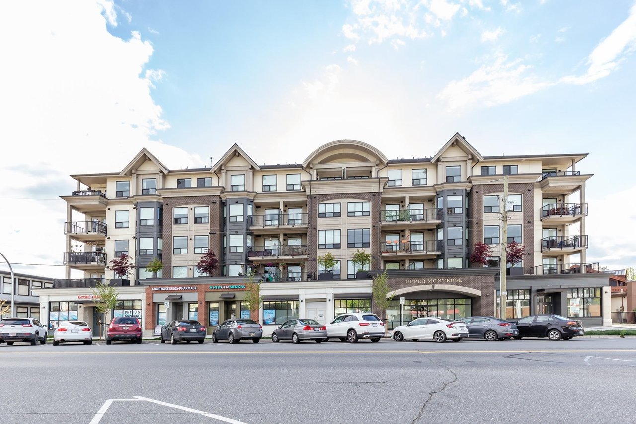 413-2493 Montrose Ave
