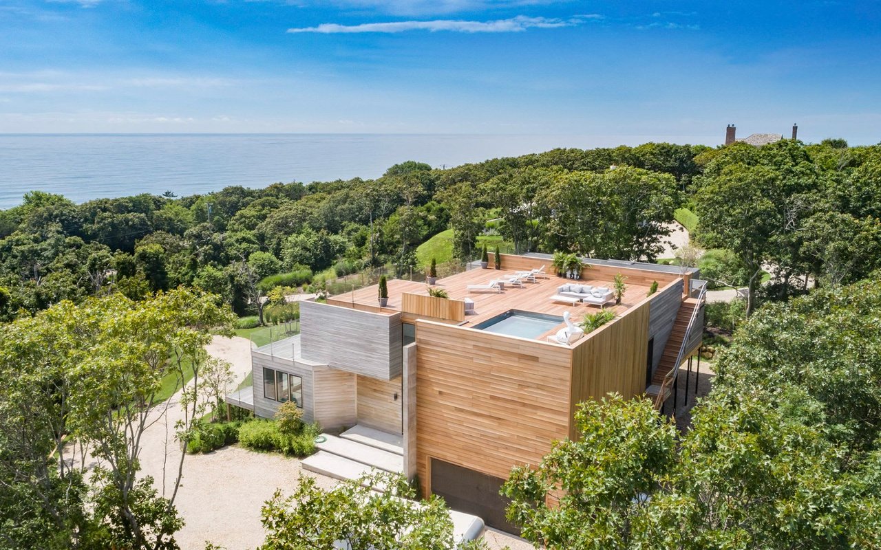 Montauk Beach Mansion Has Rare Rooftop Pool