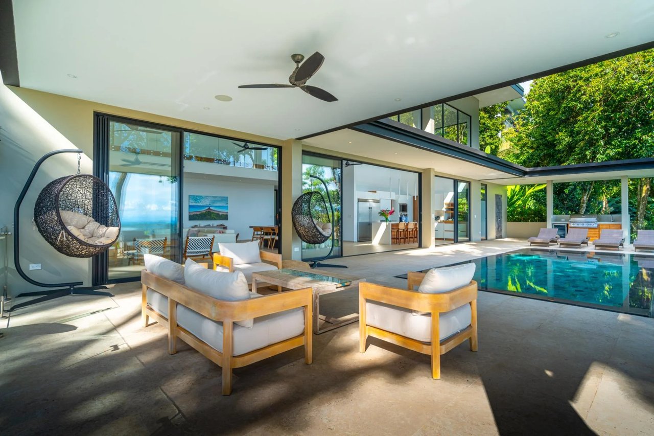 Whale Tail View Ridgetop Home, Uvita, Puntarenas