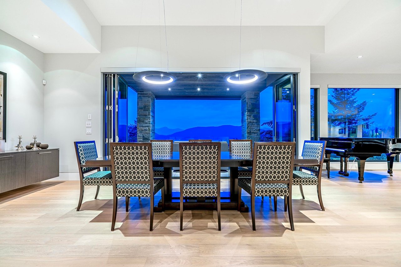 6255 St. Georges Cres