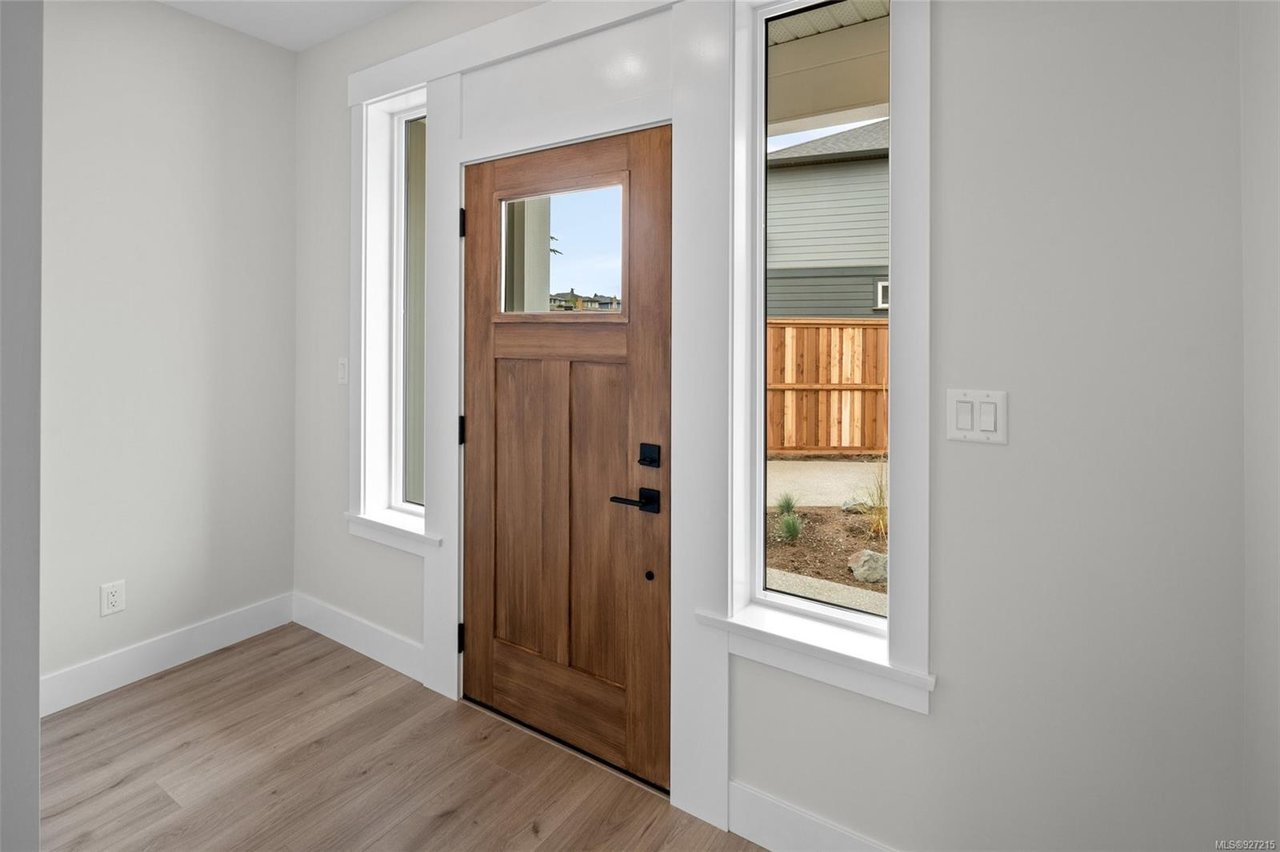 A-6532 Noblewood Pl