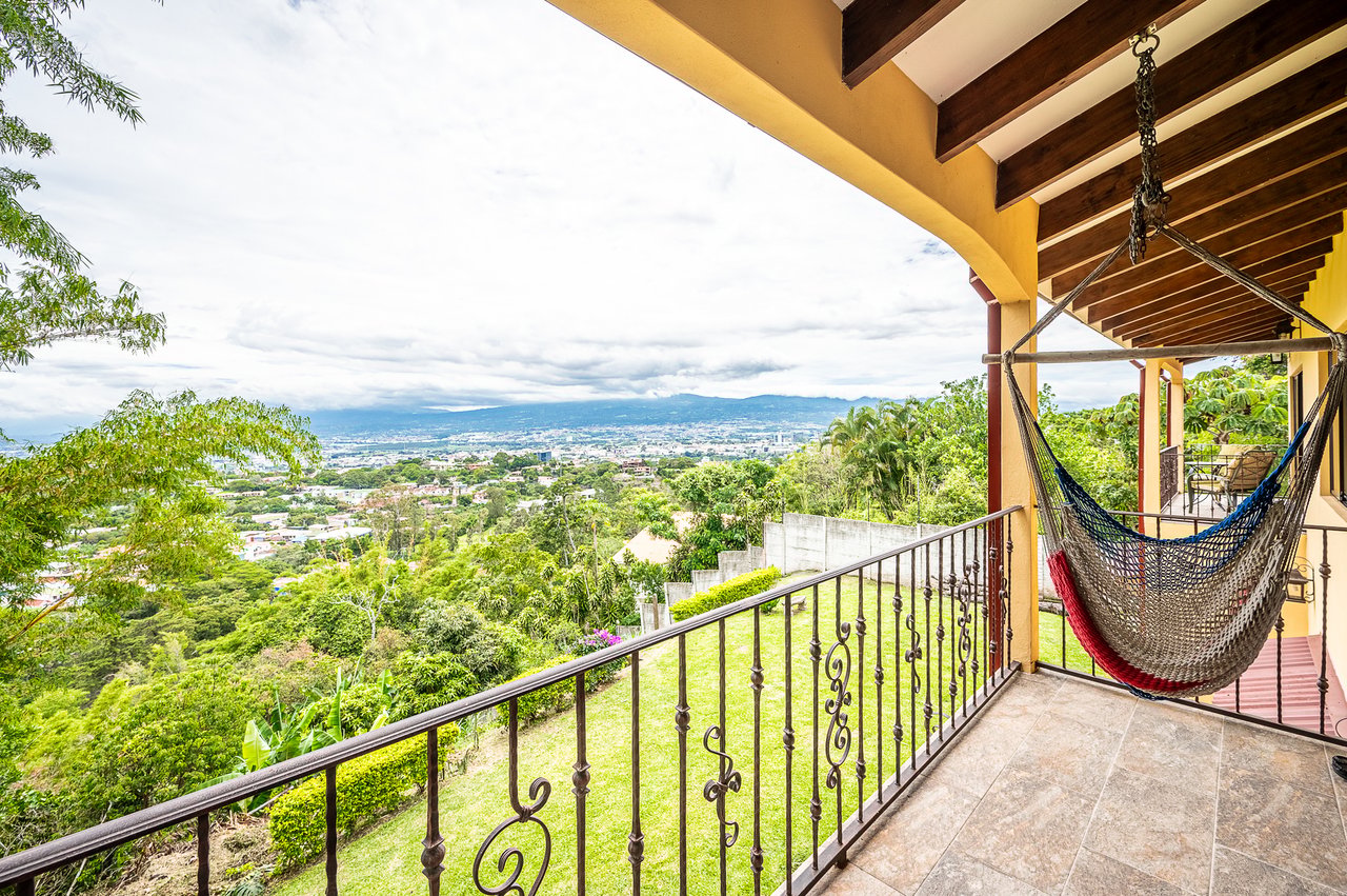 Panoramic View Pool Estate, Escazu, San Jose