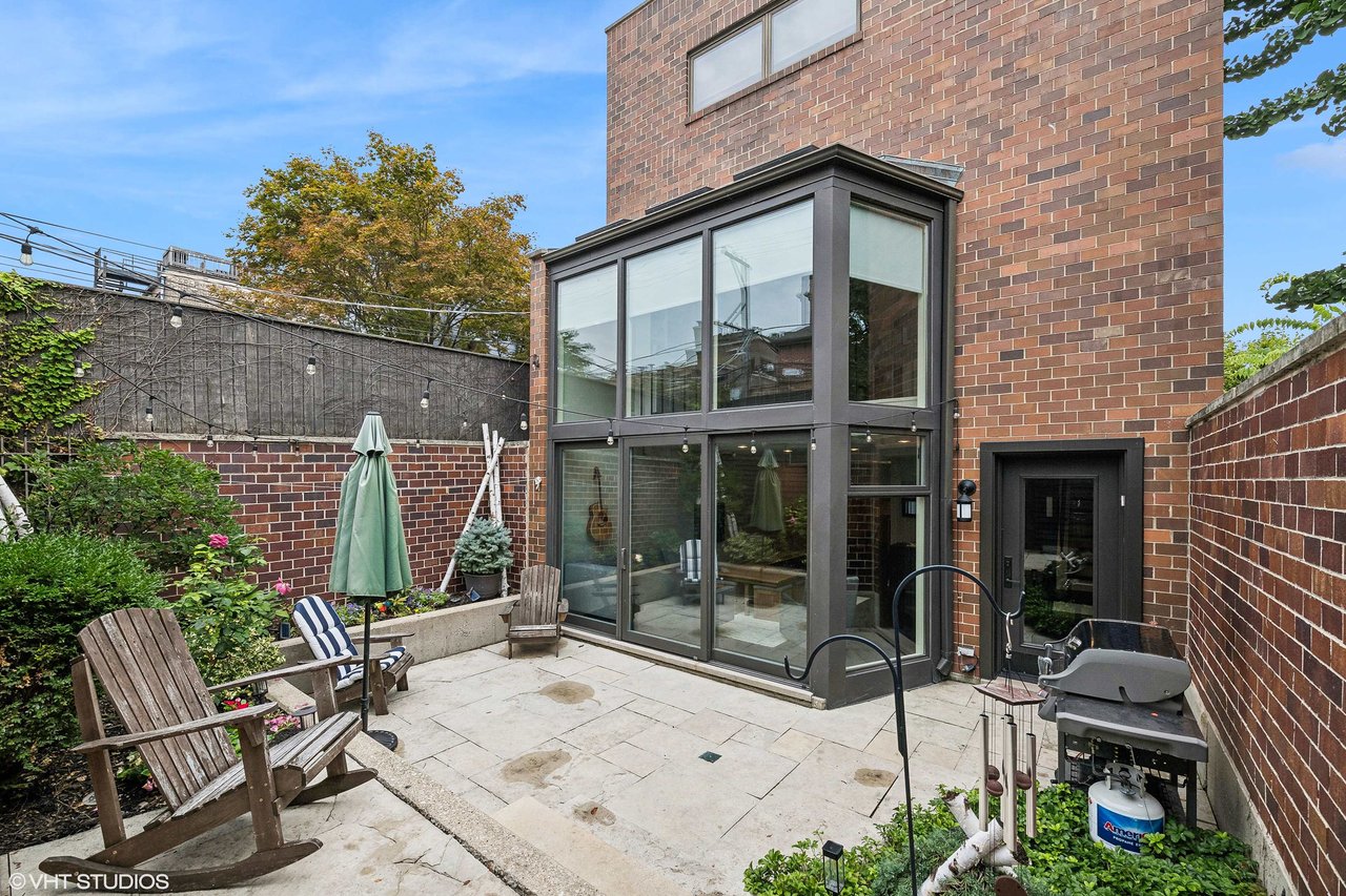 844 W. Wisconsin St. | Lincoln Park