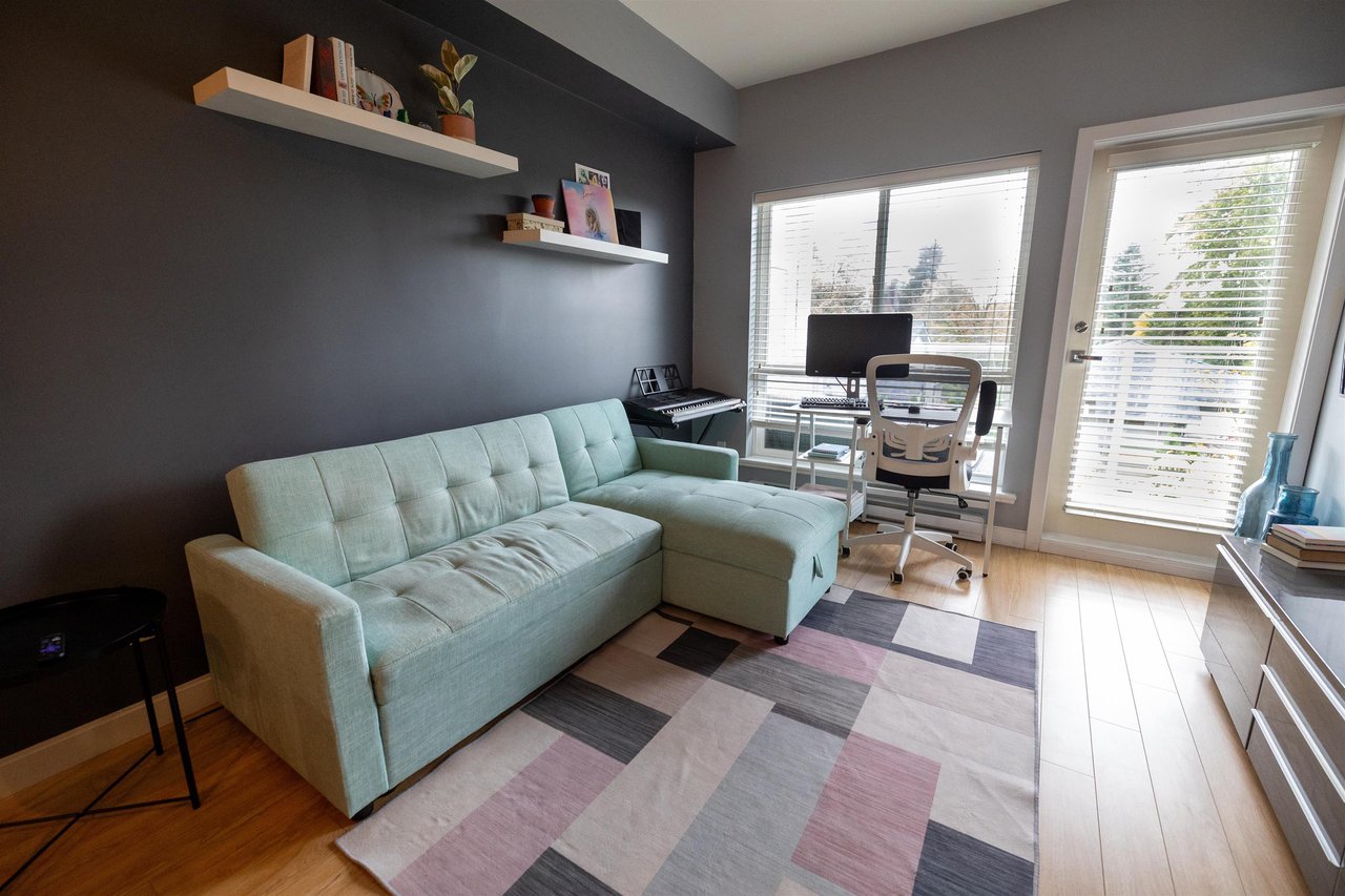 205-5655 Inman Ave