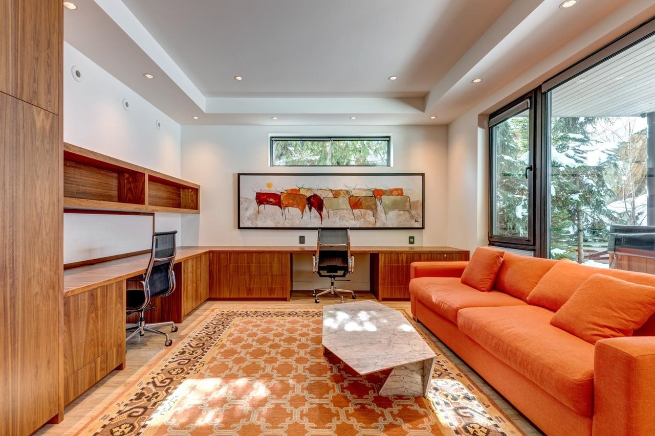 3418 Blueberry Dr
