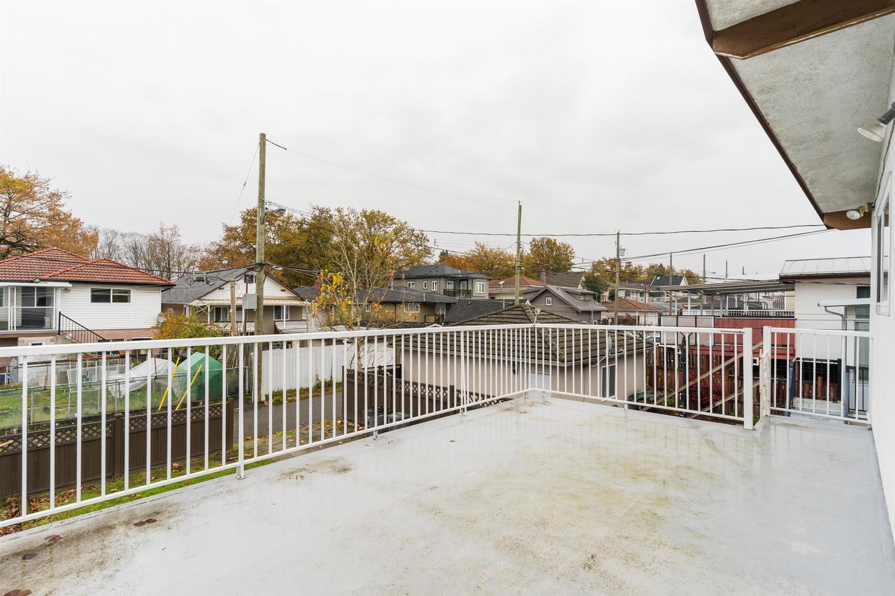 2019 E 45th Ave