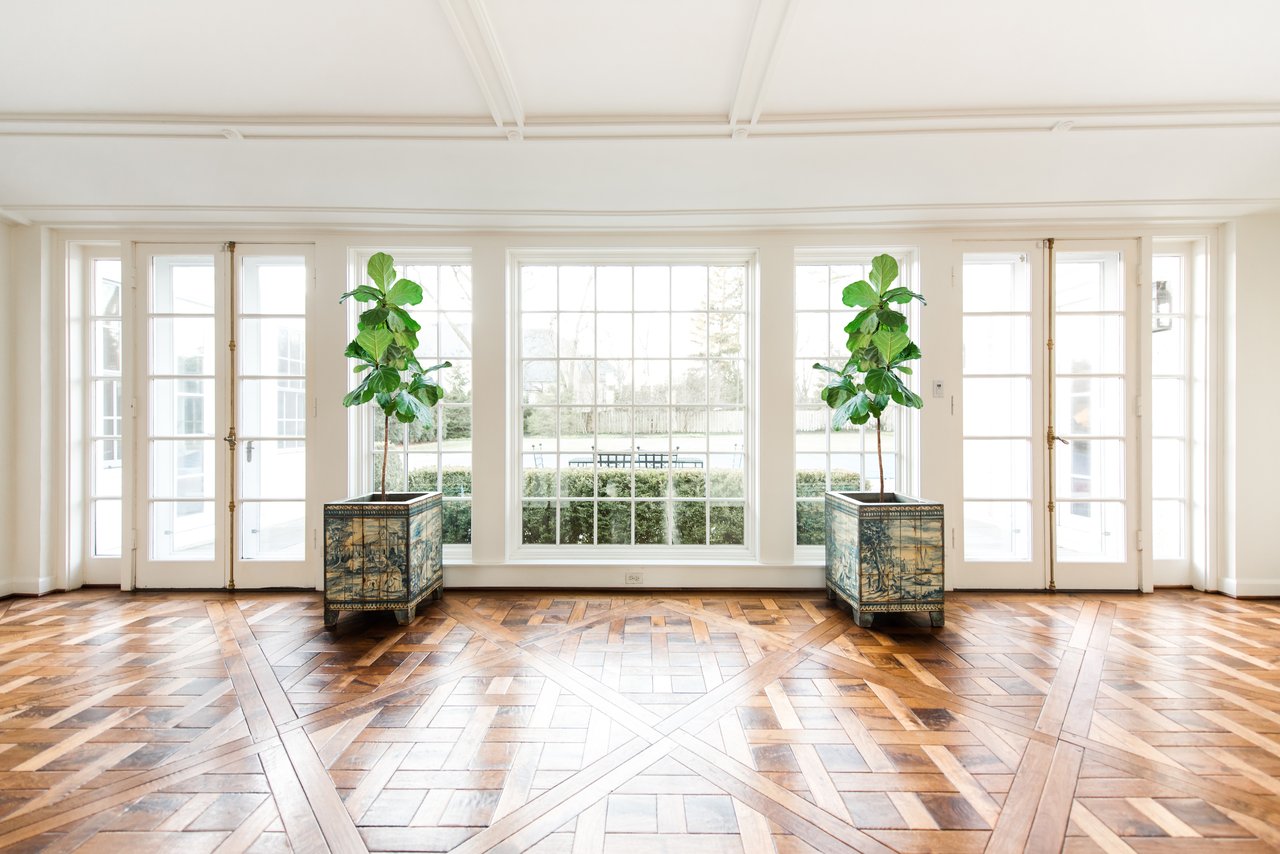 Bursting With High Style And Couture Finishes