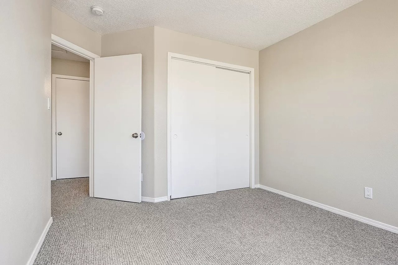 33 Violeta Place Los Lunas