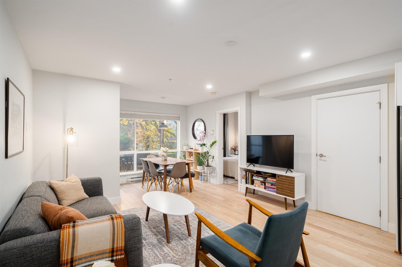 209-233 Kingsway