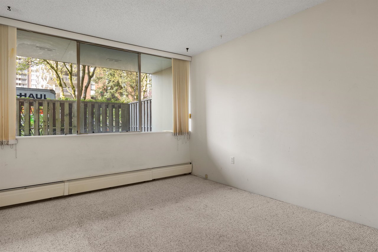 101-2008 Fullerton Ave