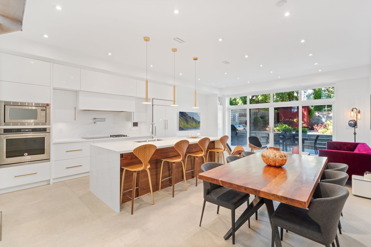 SOLD: Modern Luxury In Coveted Davisville