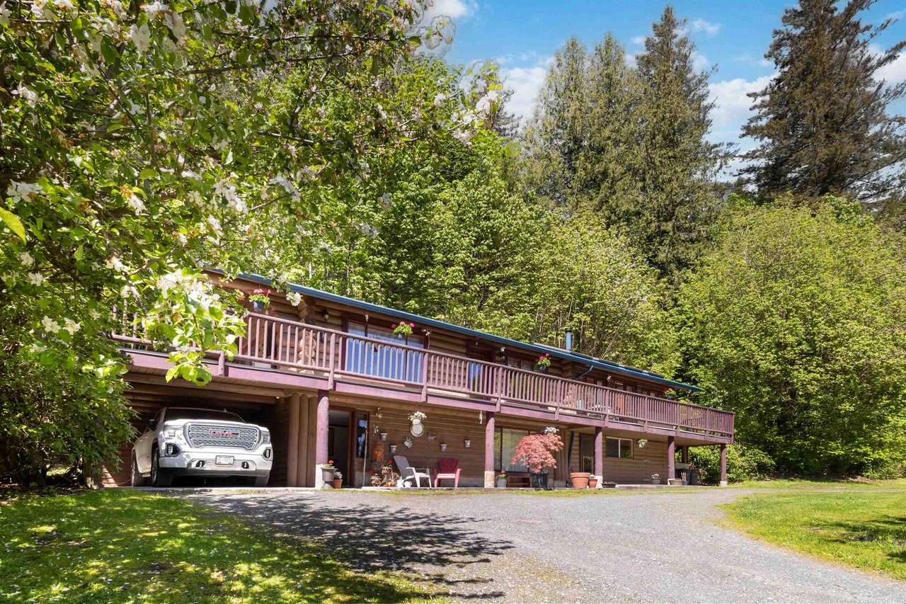 1621 Columbia Valley Rd