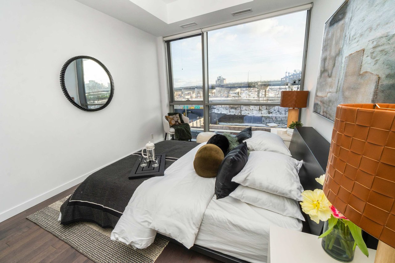 210-390 Cherry Street