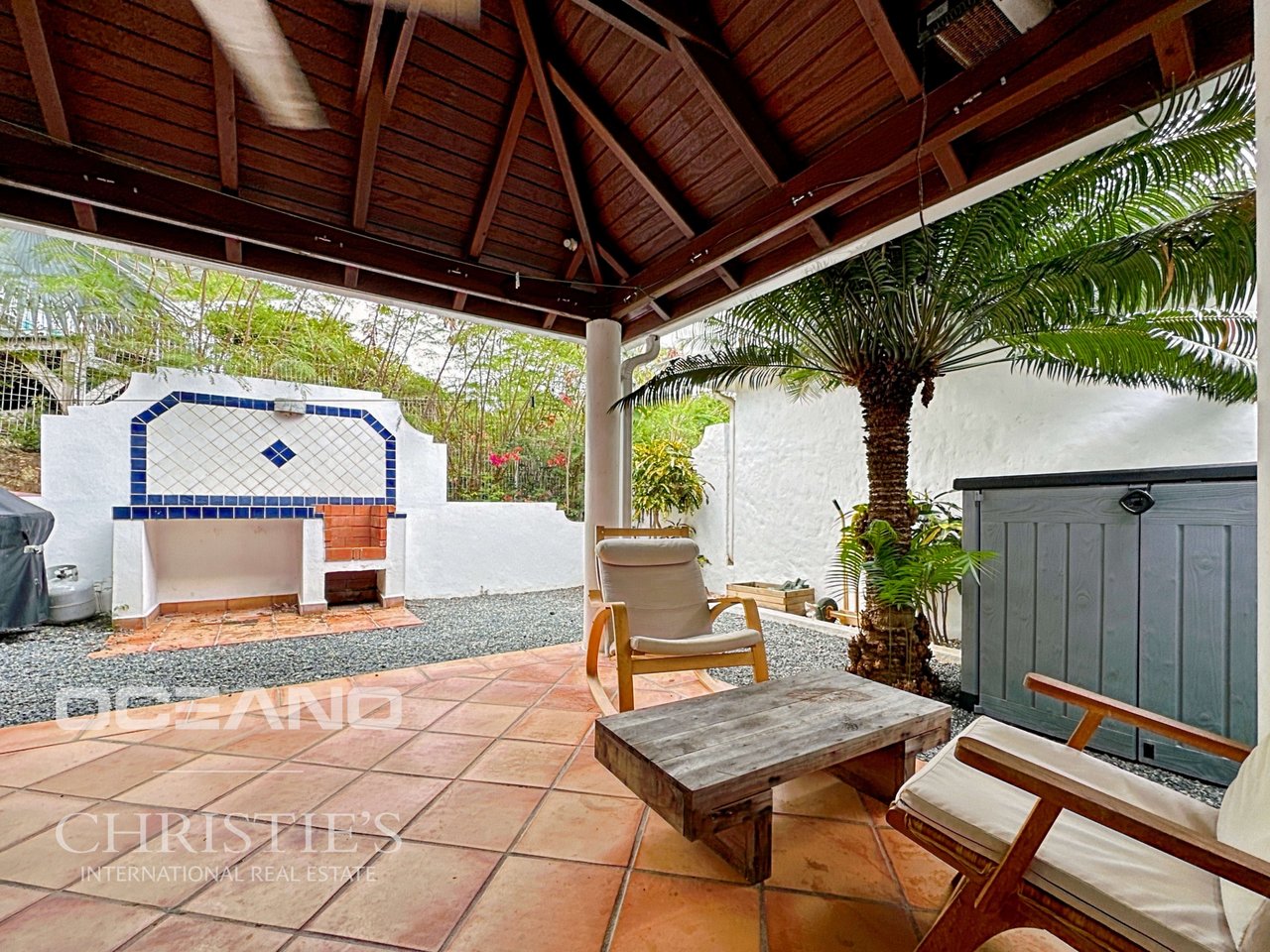 Charming 3-Bedroom House - Orient Bay