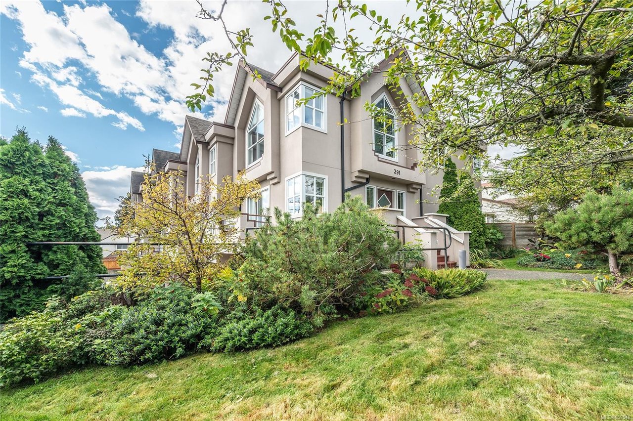 391 Burnside Rd