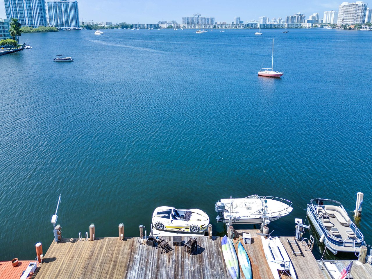 2769 NE 165 Ter North Miami Beach