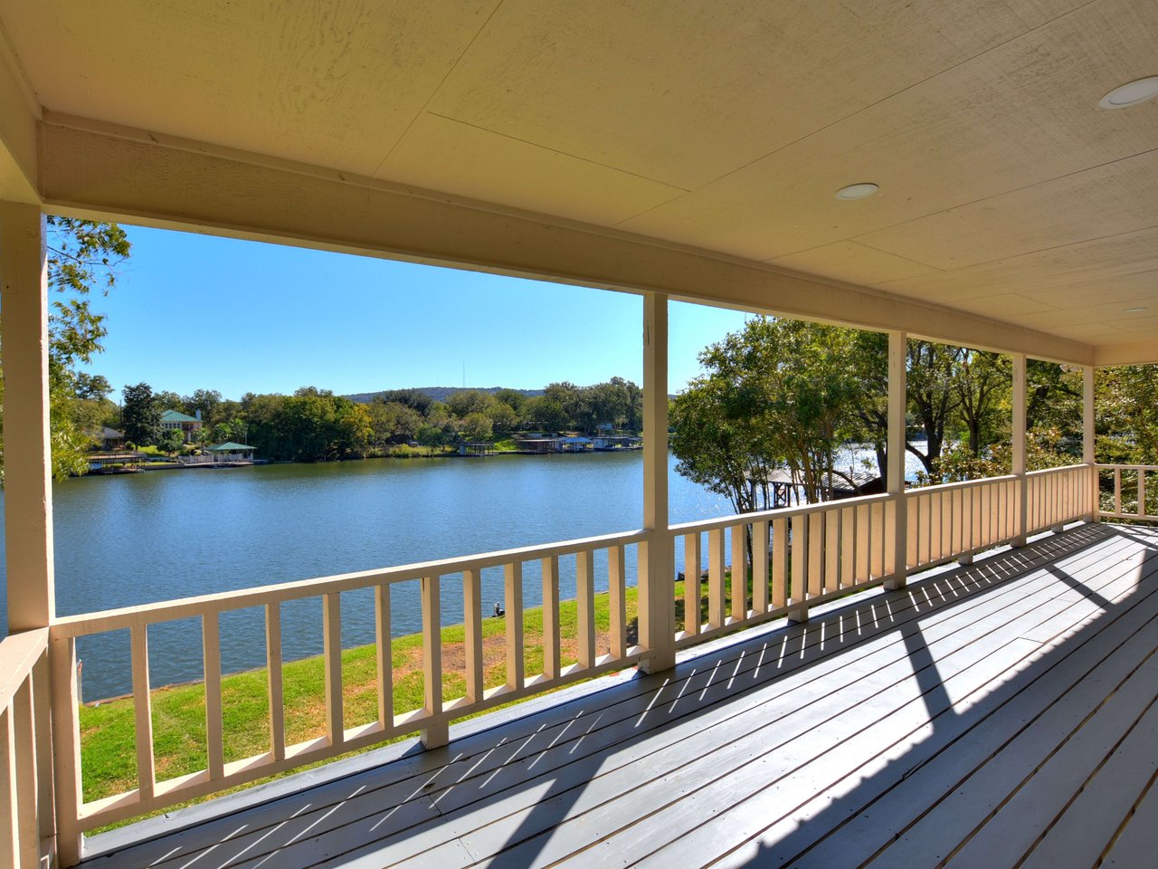 2642 Williams Lakeshore