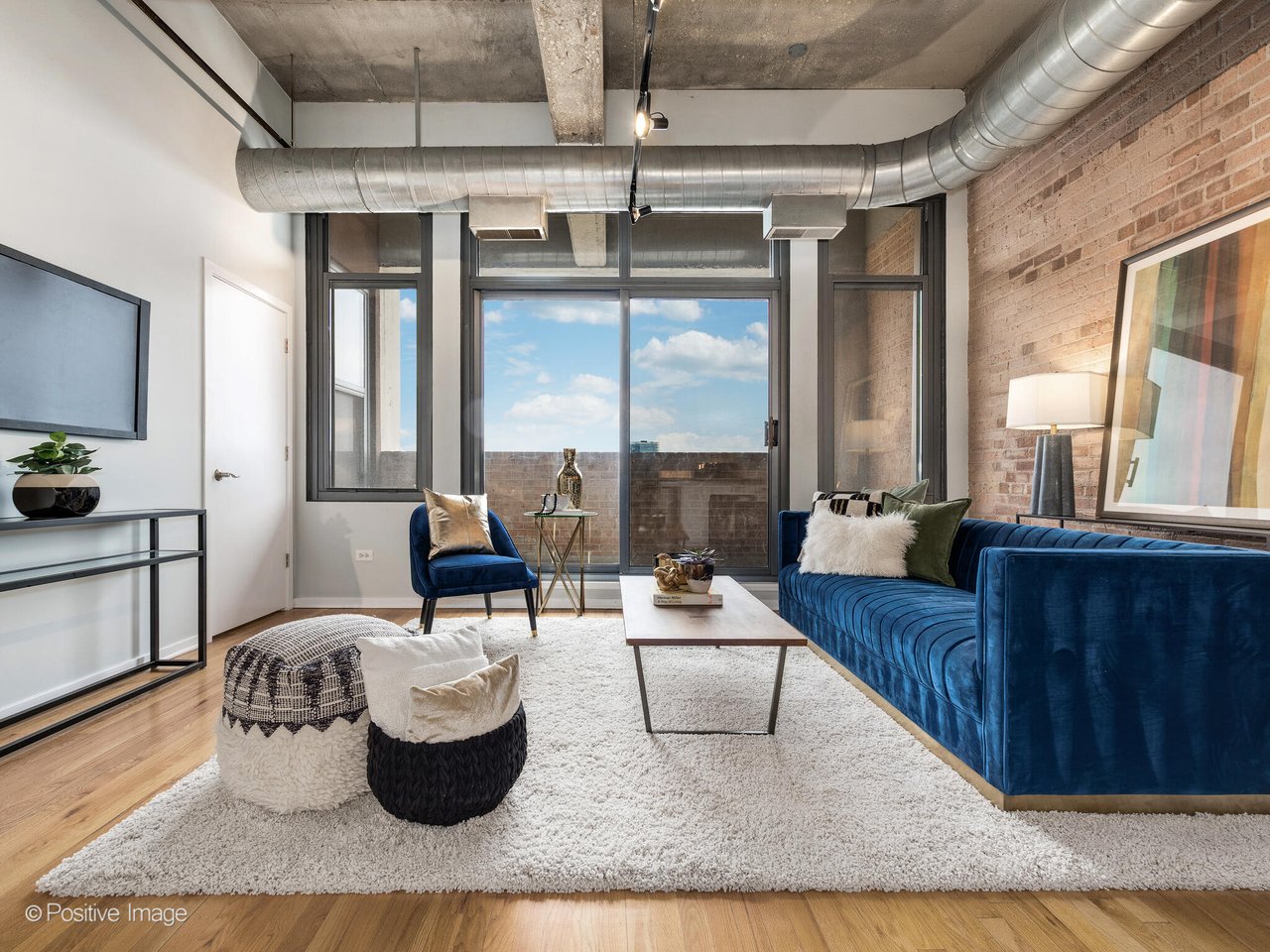 900 N Kingsbury St Unit 716