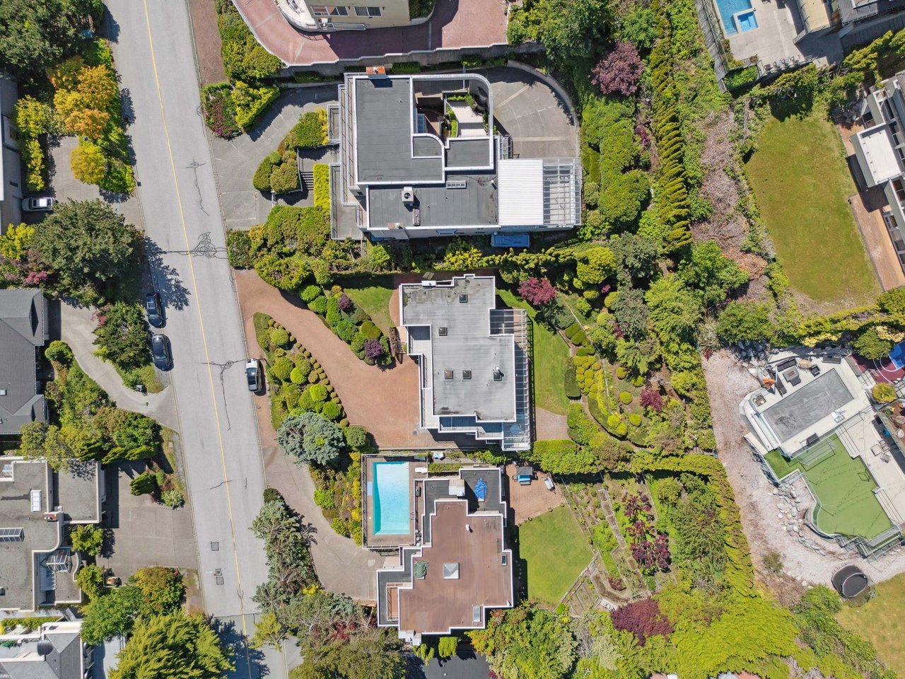 1411 Chippendale Rd