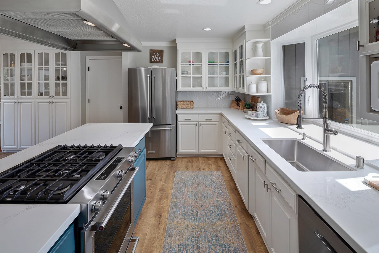 Stylishly Updated Rincon Valley Home