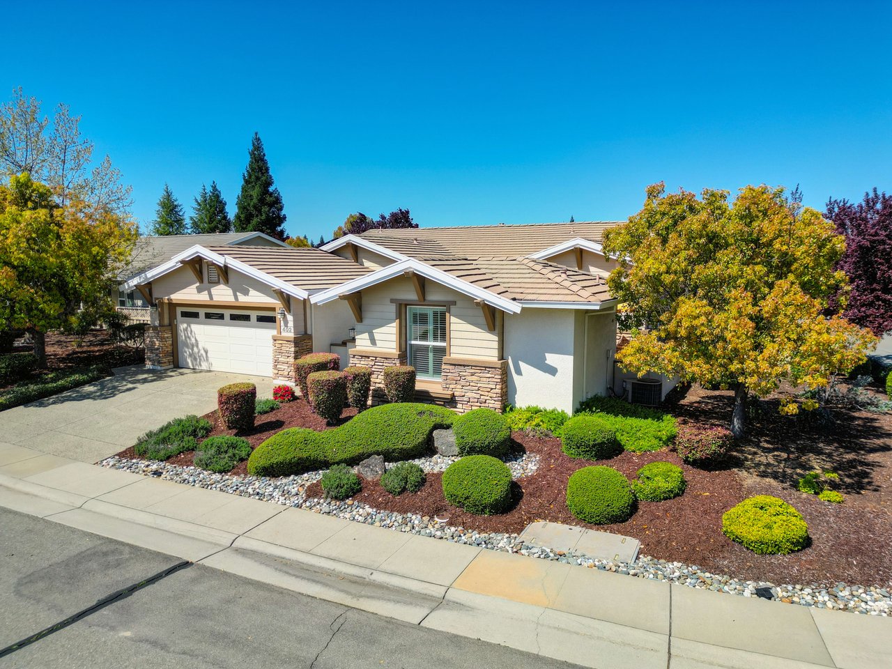 402 Calistoga Court, Lincoln, CA 95648