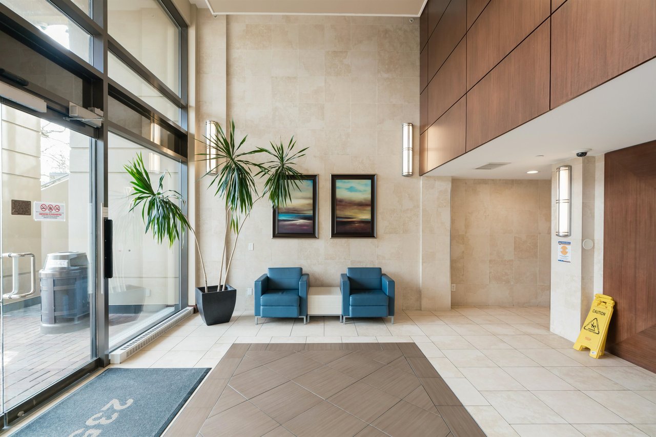604-2355 Madison Ave