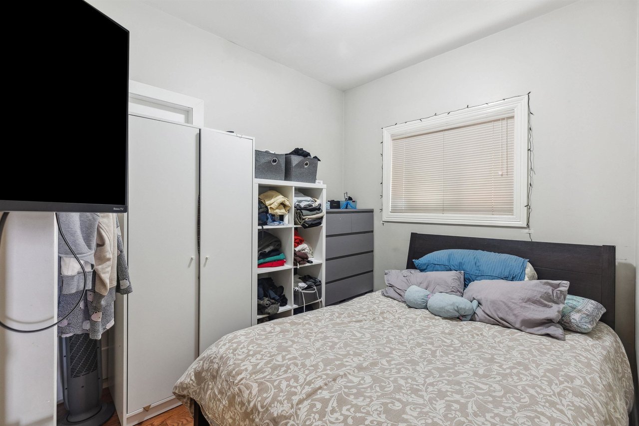 465 E 55th Ave