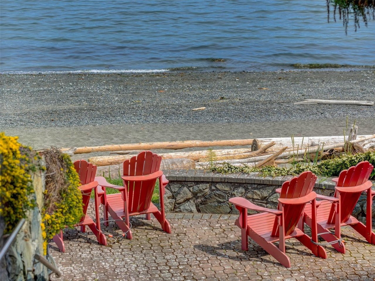 24-5187 Cordova Bay Rd