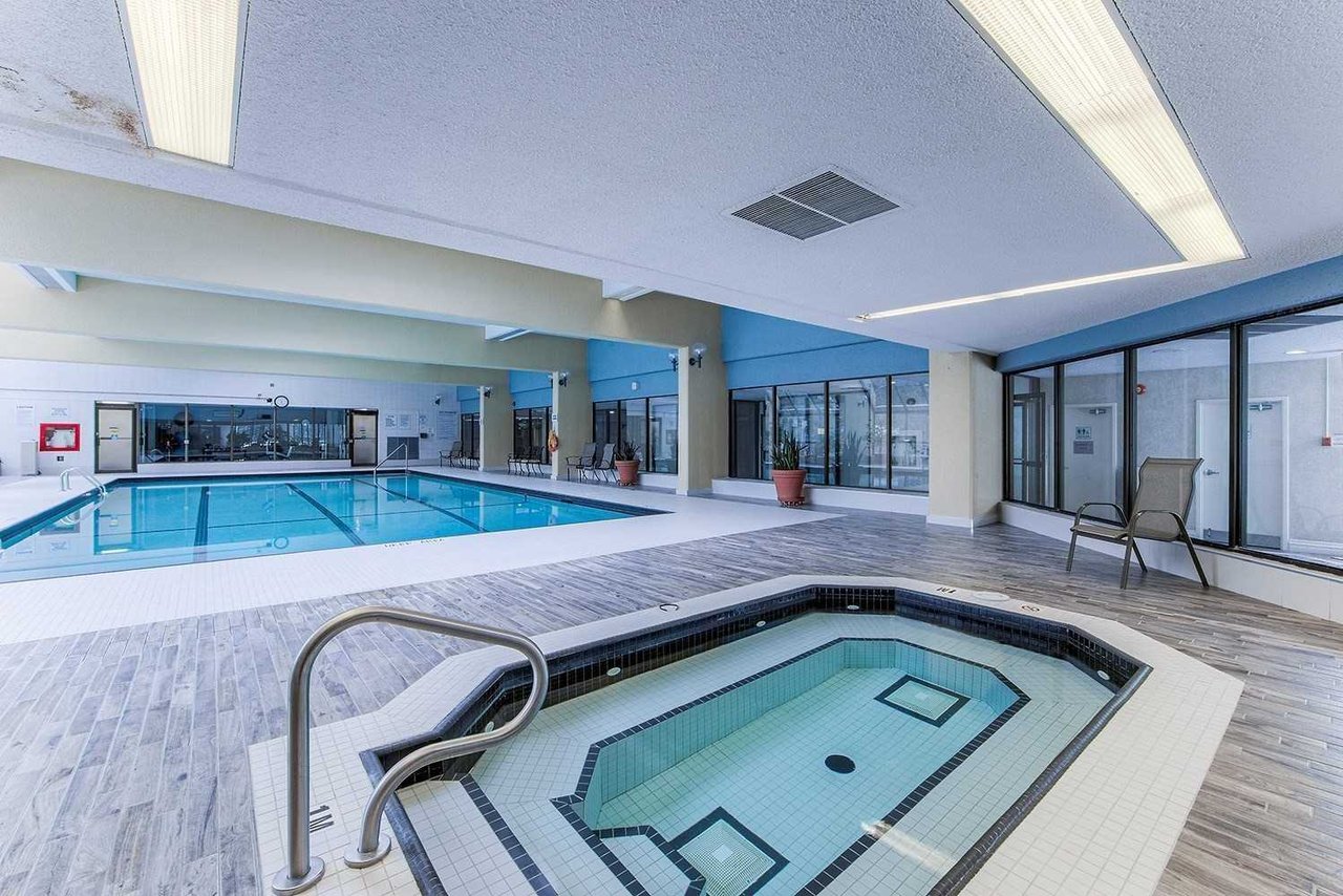 65 Skymark Drive 301