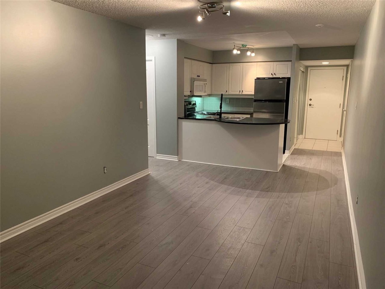 2 Rean Dr Unit: 1504