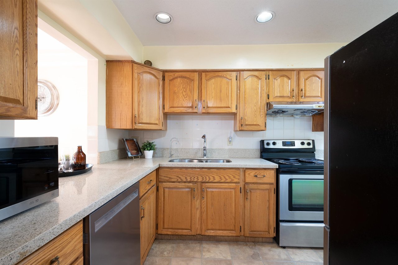 17-7110 Barnet Rd