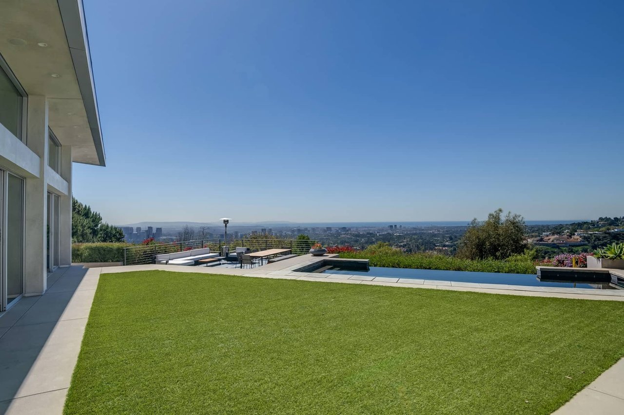Estate Celestial
