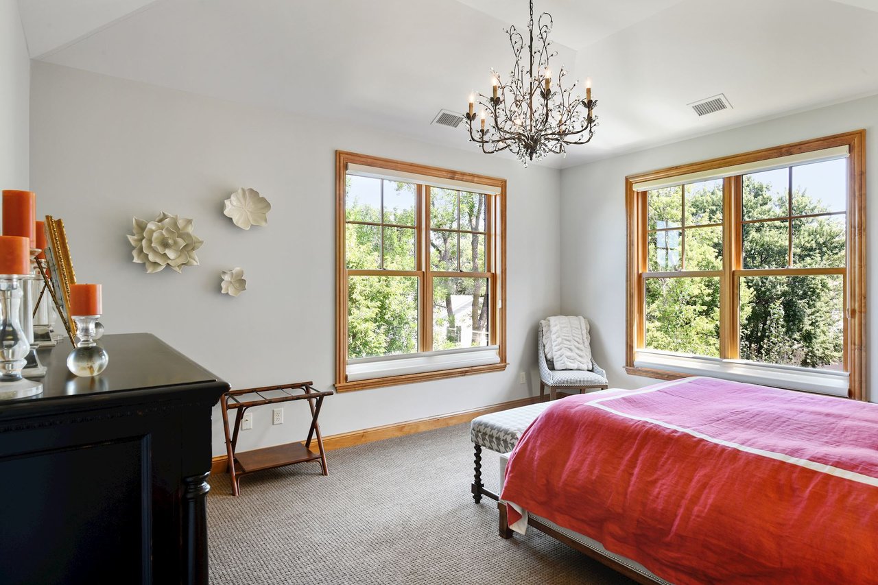 230 Manitoba Ave S, #210, Wayzata