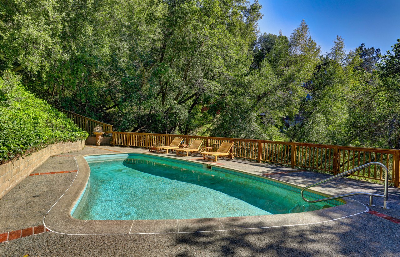 Blithedale Canyon Retreat