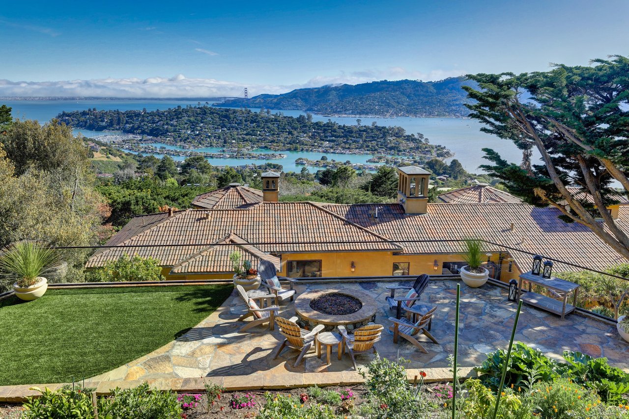 Extraordinary Tiburon Sanctuary