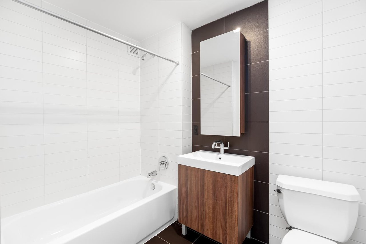 116 John Street, Apt 2507