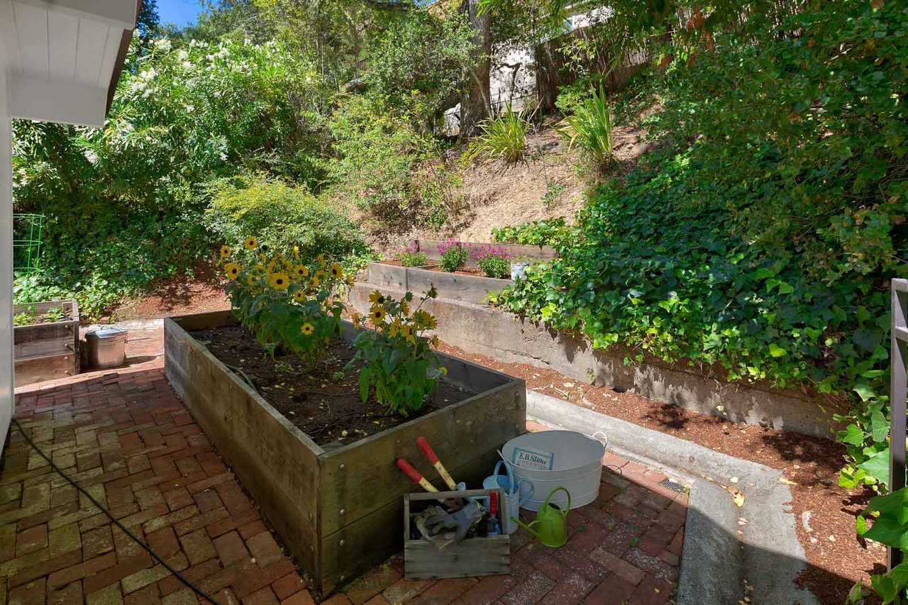 21 Kenrick Ave, San Anselmo