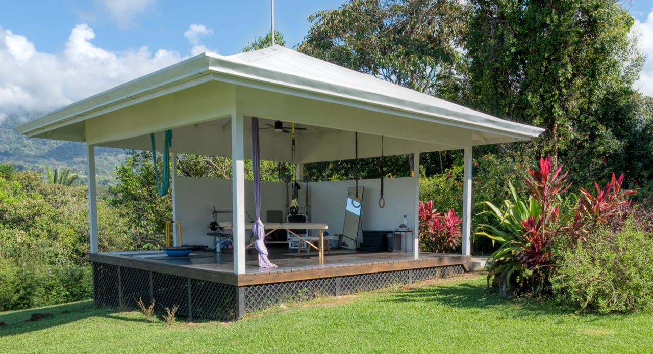 Modern Mountain Pool Home, Ojochal, Puntarenas