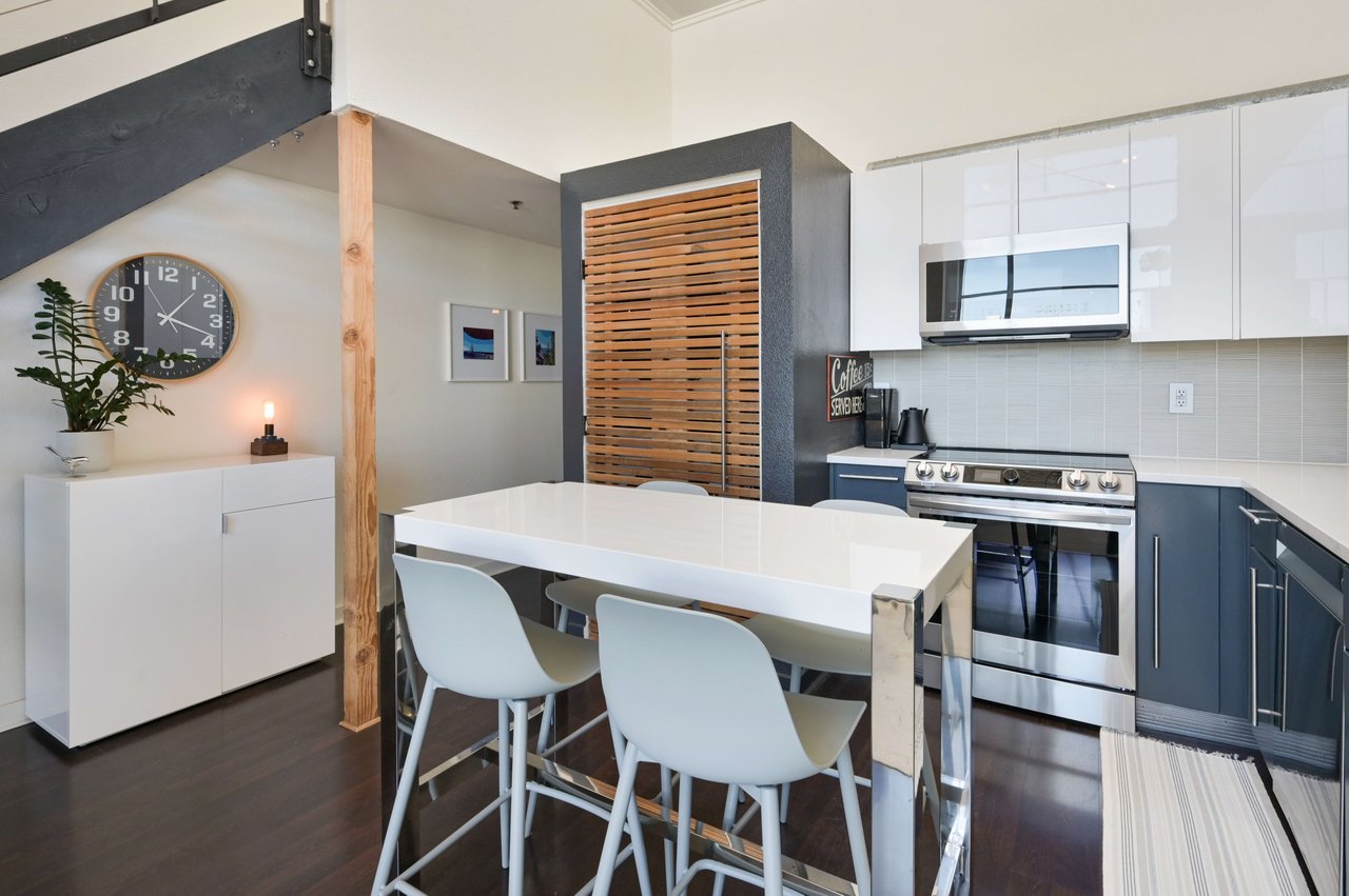 Stylish Loft Living on Coveted SOMA Street