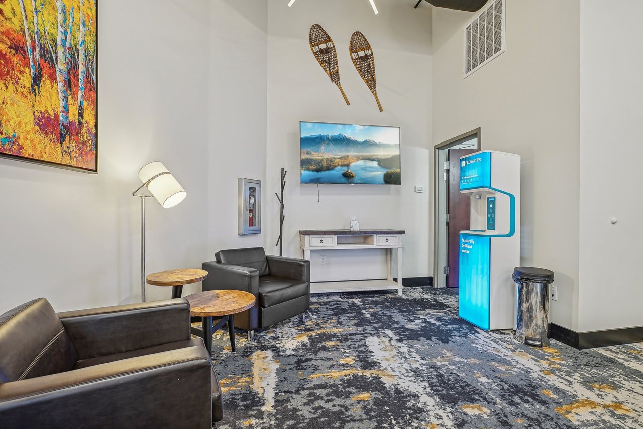 3720 Sundial Ct B517