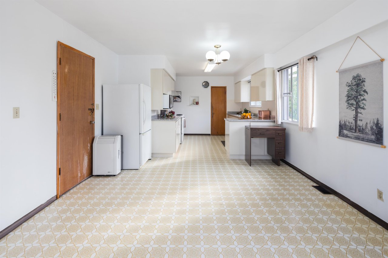 250 Alpha Ave