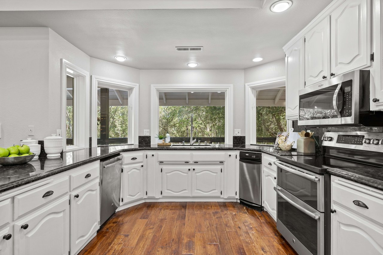 2880 Carlson Drive