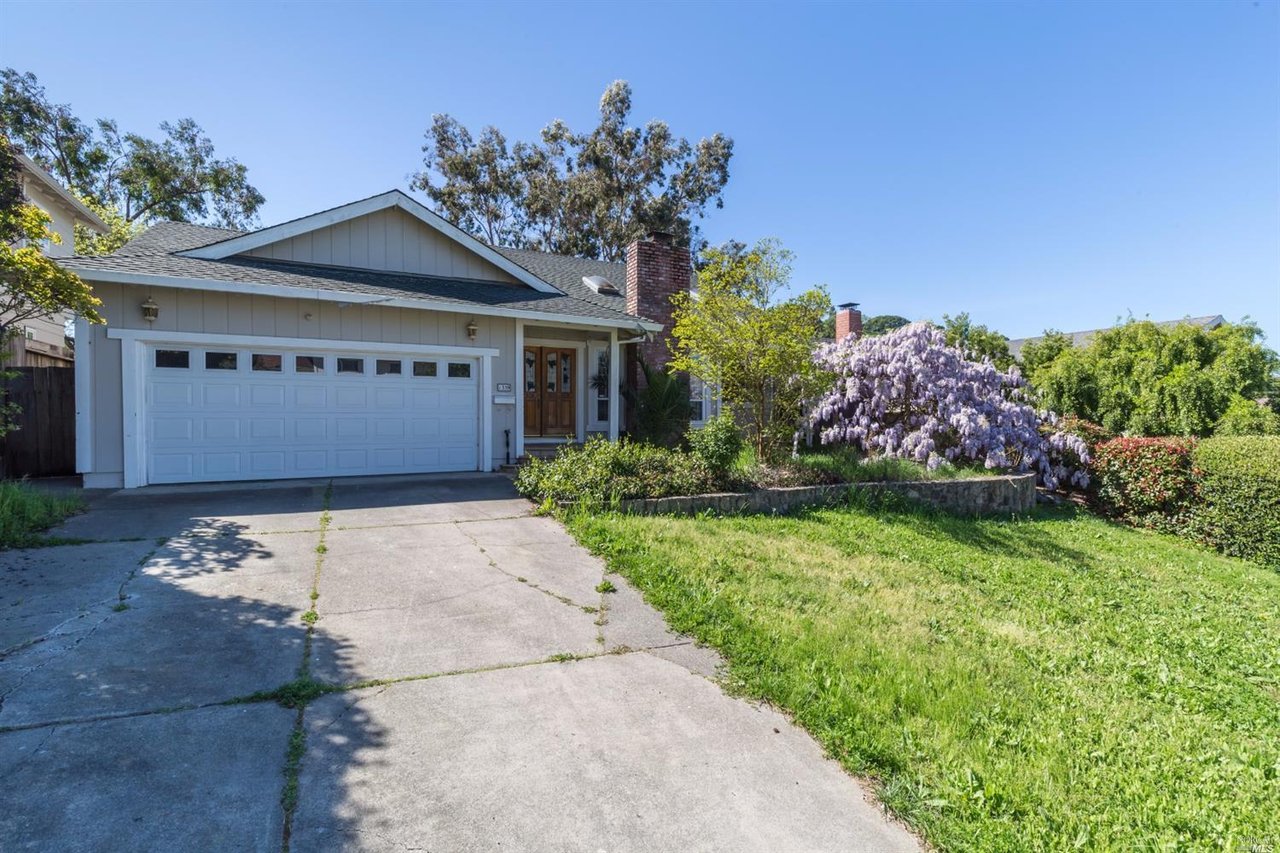 1339 Canyon Drive