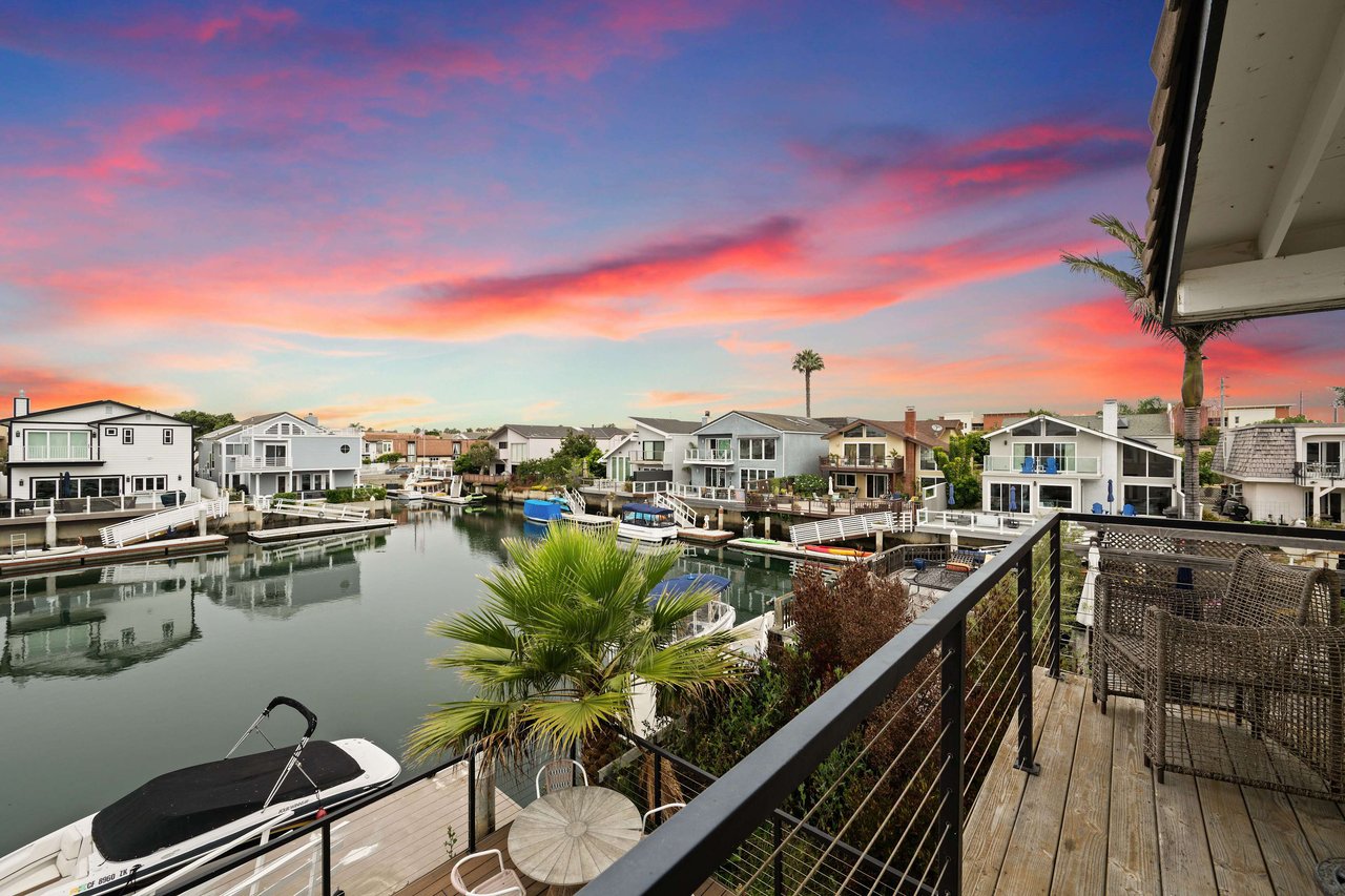 Stunning Waterfront Oasis in Channel Islands Harbor