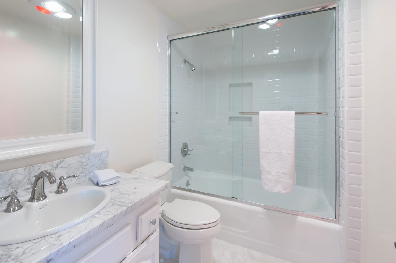 214 N Crescent Drive, #3