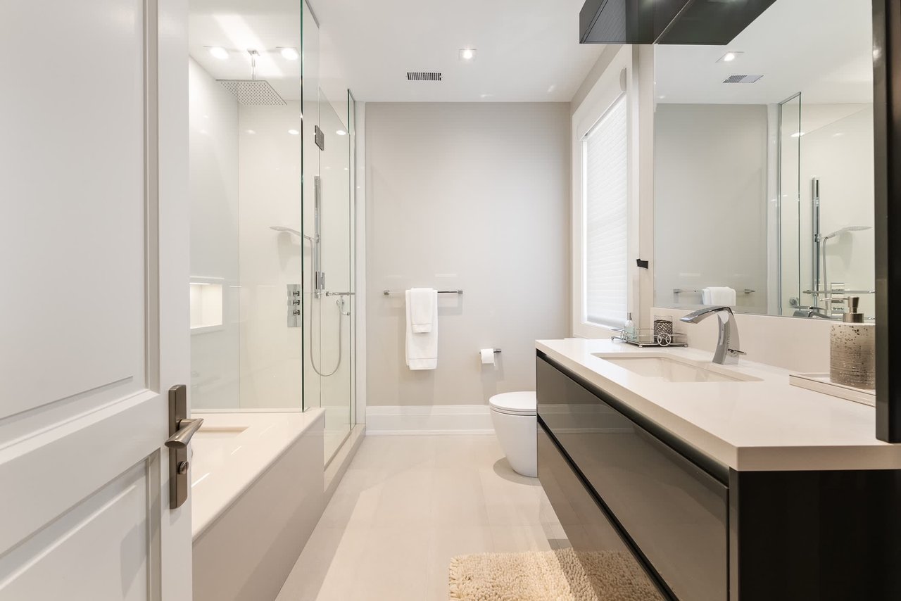 Epitomizes Luxury And Tranquility