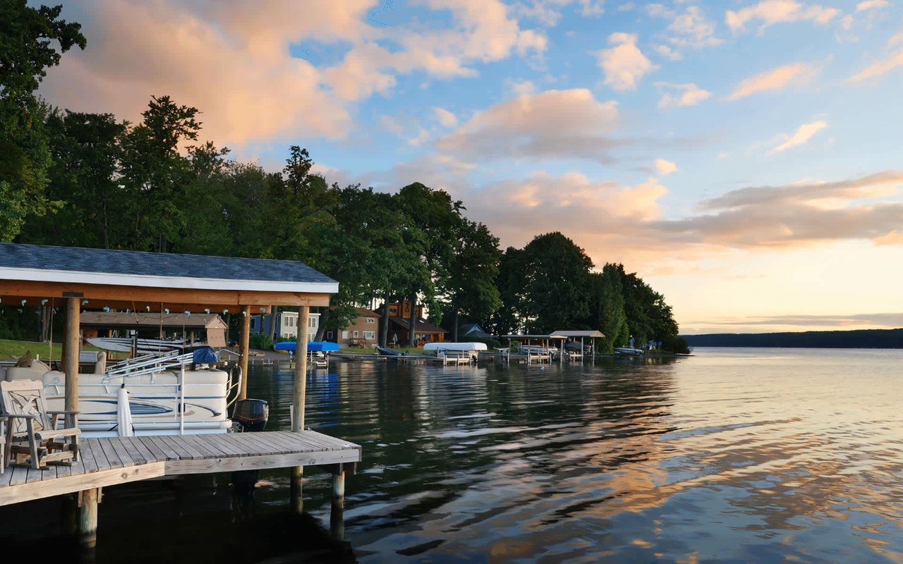 Buying a Lake House? What to Know About Waterfront Property