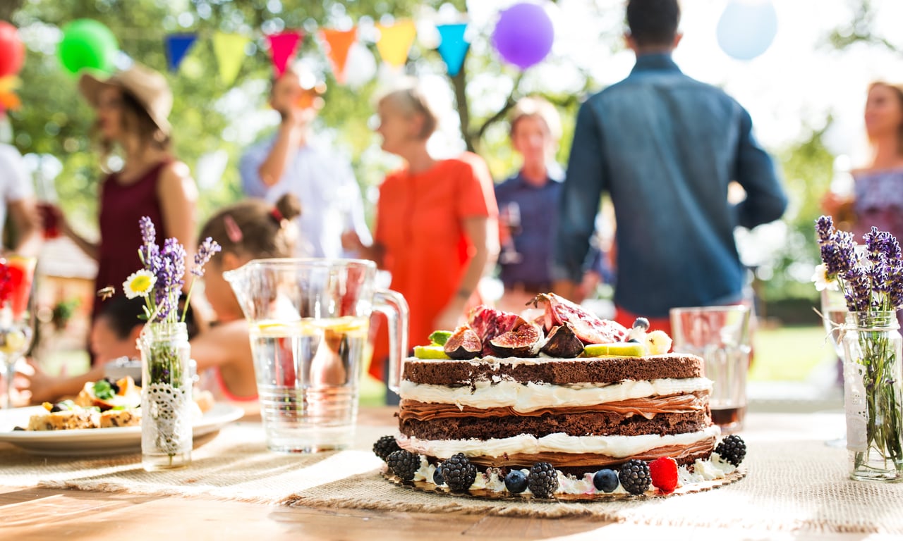 Elevate Your Outdoor Gatherings with These Expert Tips✨