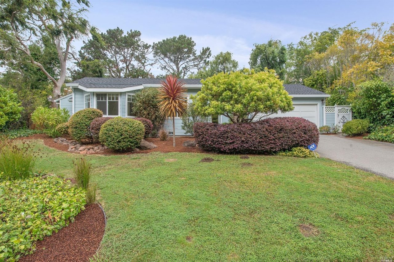 272 Ricardo Rd